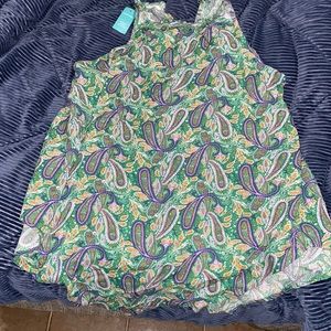 Multicolor flower tank